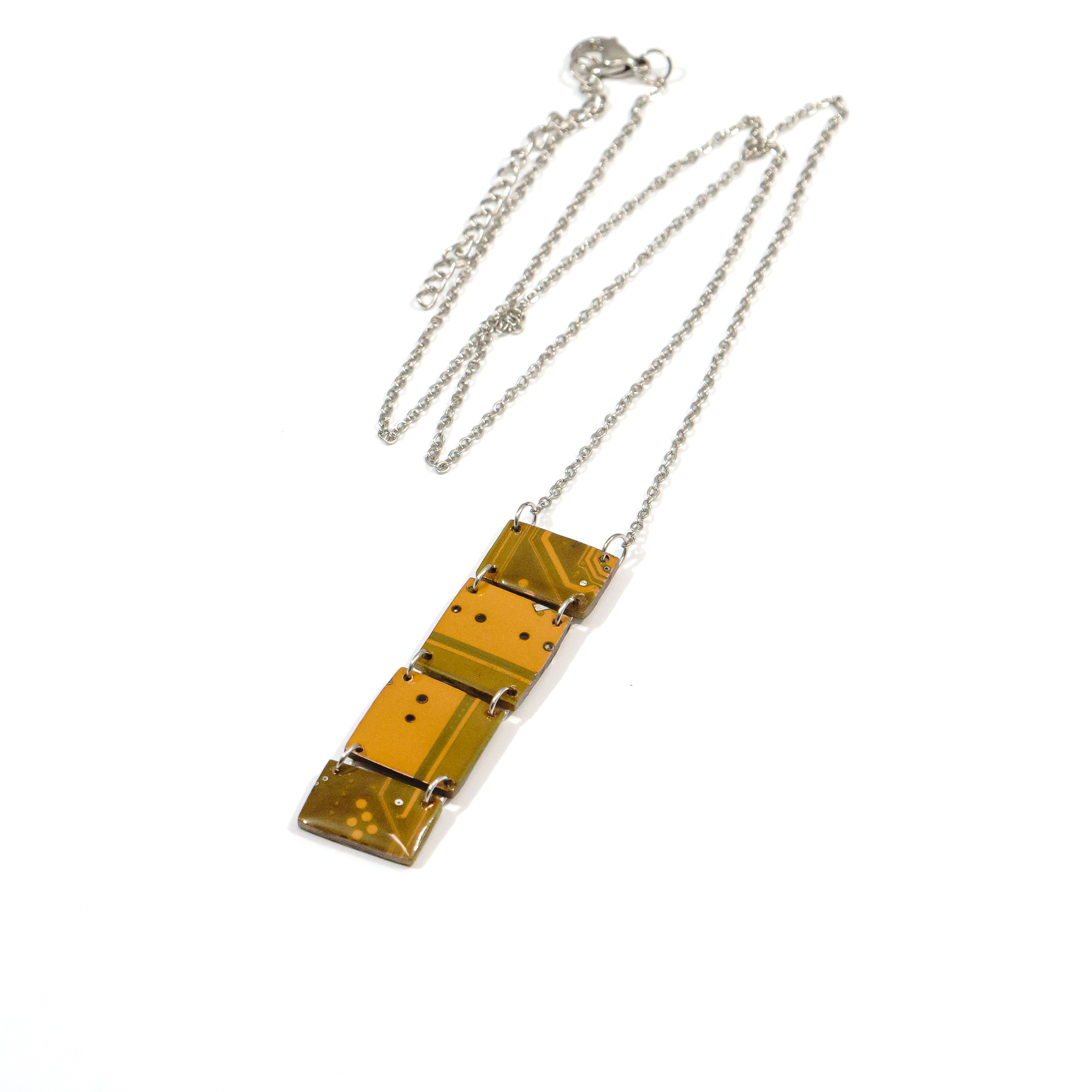 GRID NECKLACE - Image 7