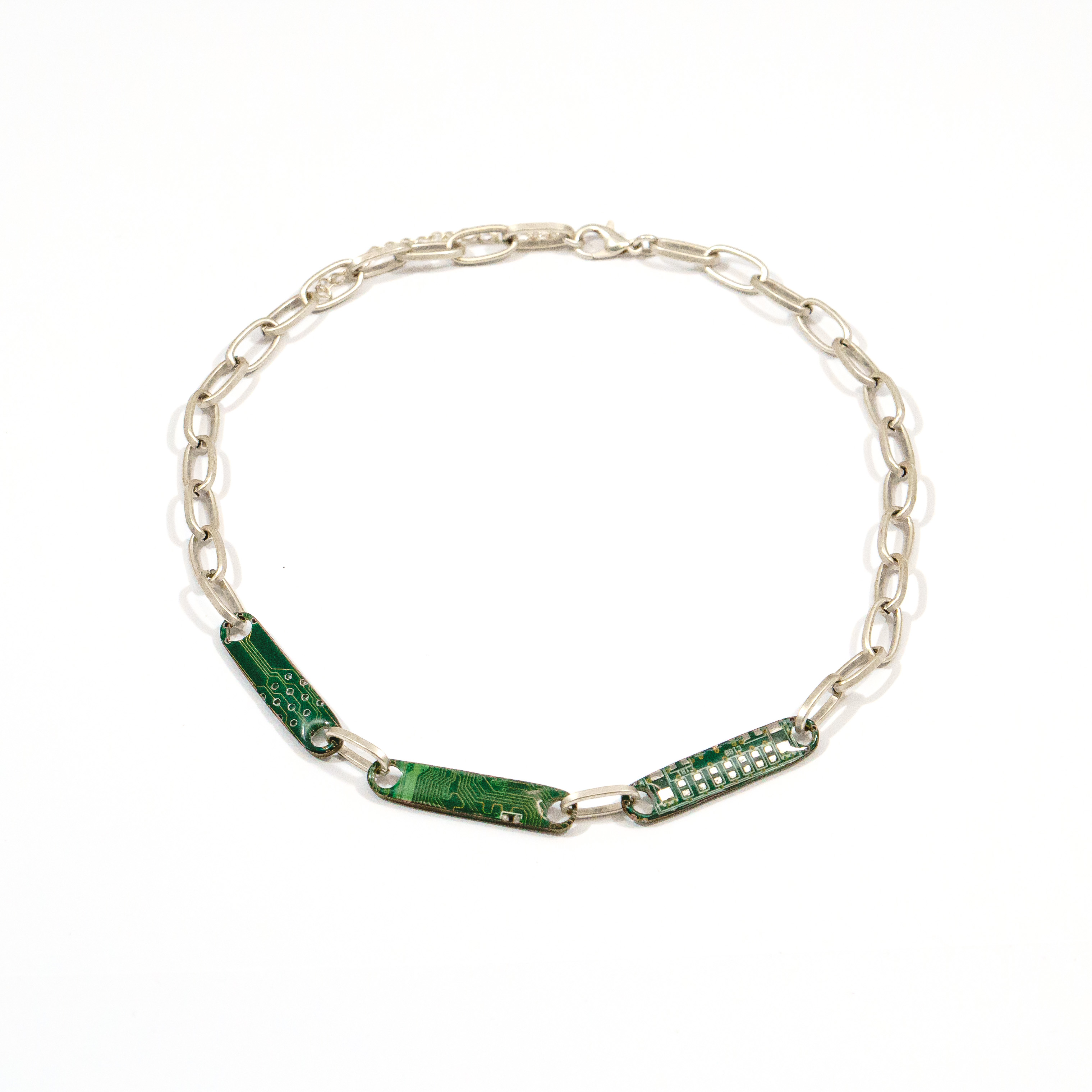 3 STRUCTURES NECKLACE