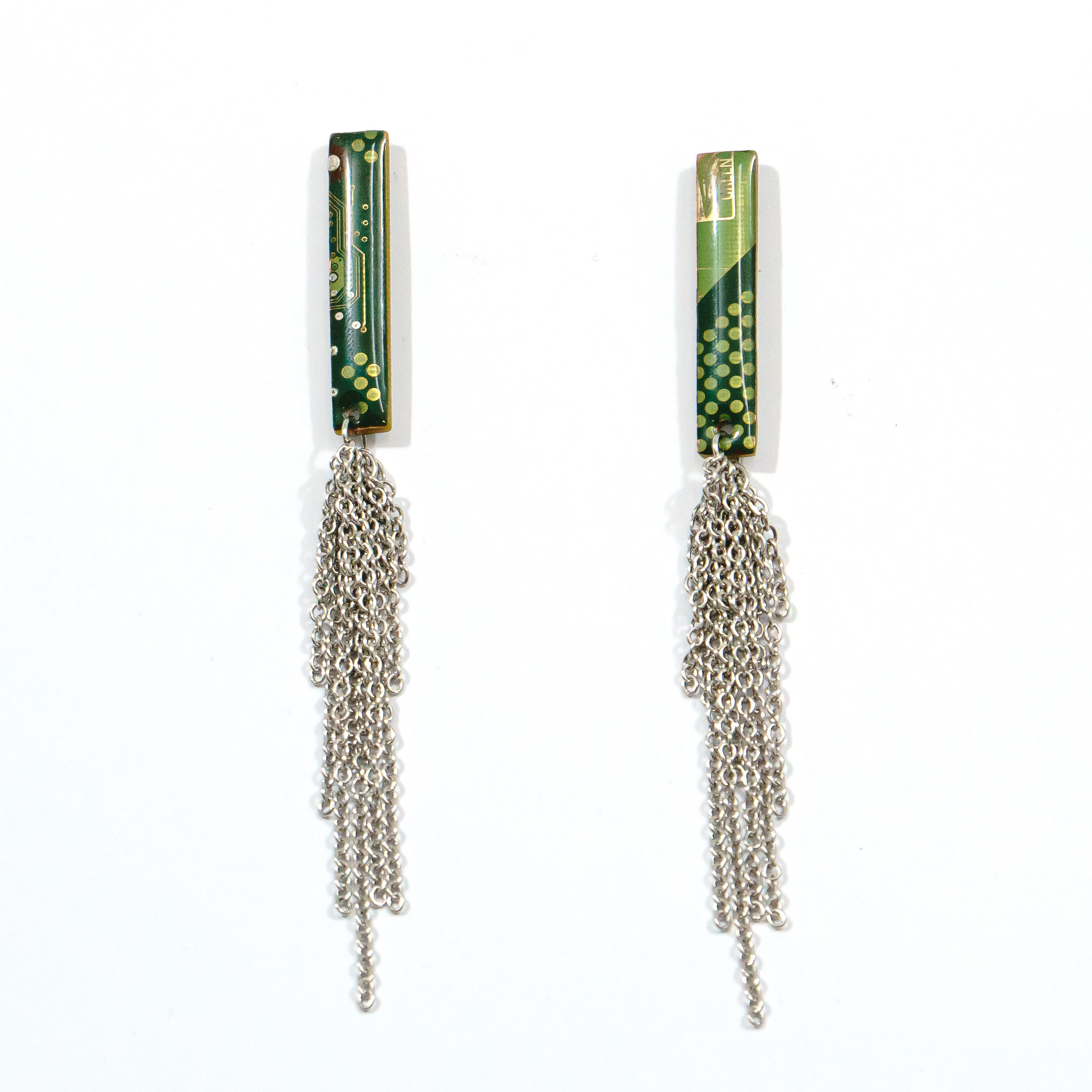 MONOLITH LINKS EARRINGS - Image 6